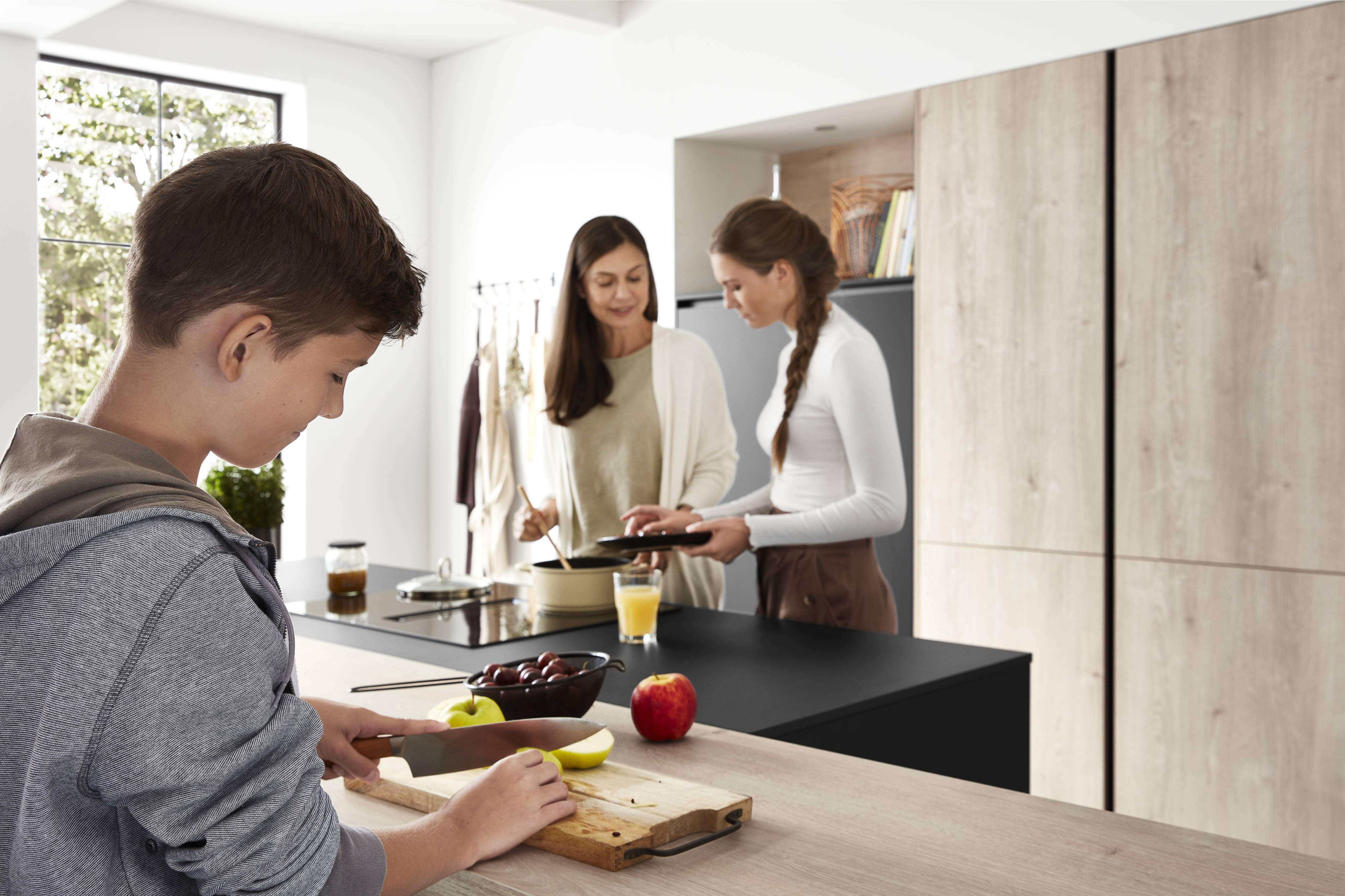 Cuisine bois clair et blanc scandinave.jpg Cuisine bois clair et blanc scandinave.jpg