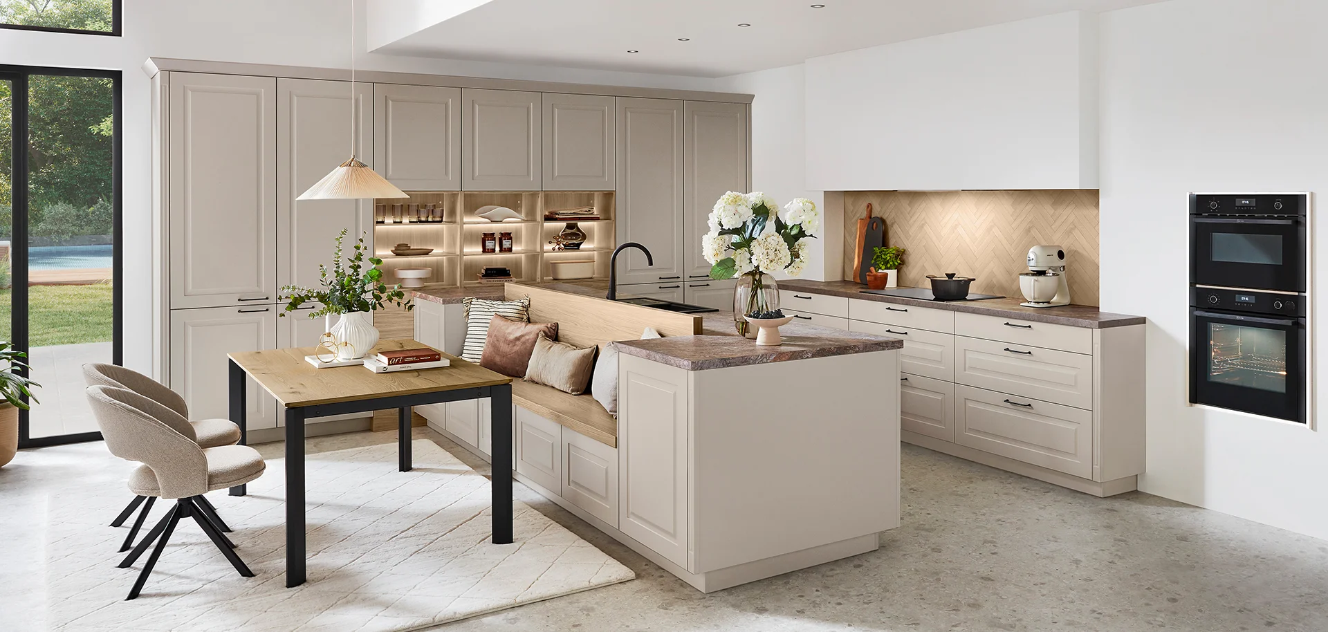 retro-vintage-studio-design4.webp retro-vintage-studio-design4.webp